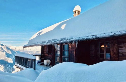 Bagnes Ski Chalet | Magic Ski-in&out Chalet Above Verbier