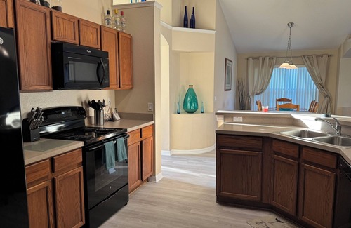 Eagle Pointe South House | Magic Sunset