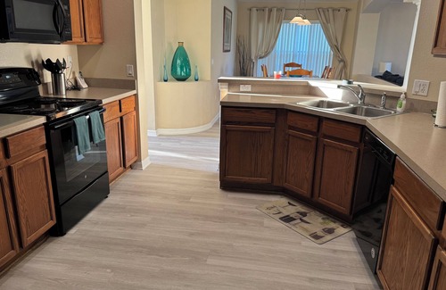 Eagle Pointe South House | Magic Sunset