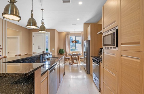 Florida Central Atlantic Coast House | Magic Village Yards 12
