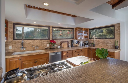 Malibu House | Magical 1927 Malibu Nature Cottage & Beach Retreat