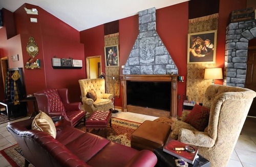 Indian Point Villa | Magical 5-Bedroom Villa Near Universal's Wizarding World