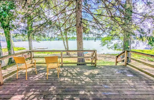 Kendall Cottage | Magical Lake House - Saugatuck