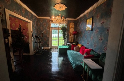 Derrick City House | Magical Mountain House-Pet Friendly