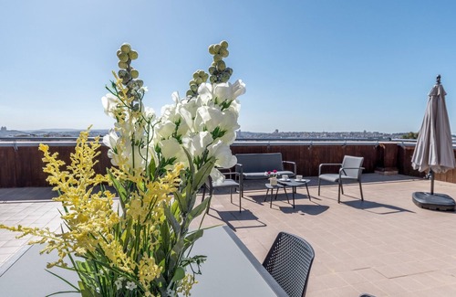Nachlaot Apartment | Magical Penthouse - Center of Jerusalem - 9 people