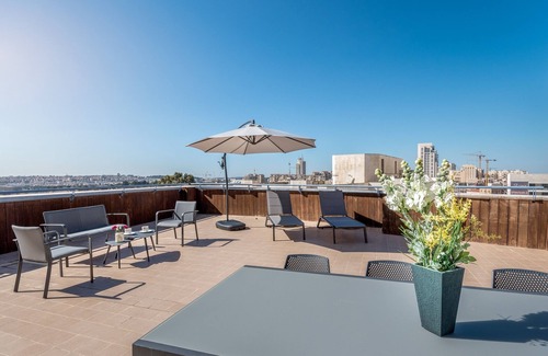 Nachlaot Apartment | Magical Penthouse - Center of Jerusalem - 9 people