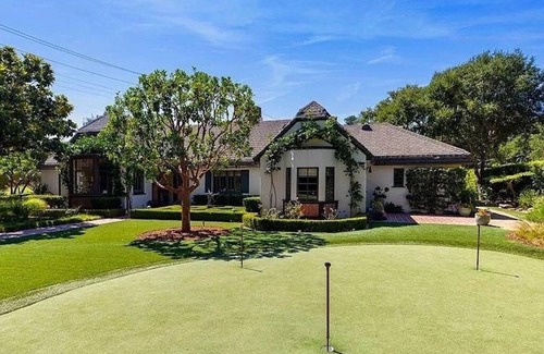 Hedgerow Cottage | Magical & Private Montecito Estate