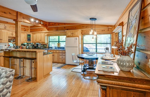 Franklin Cabin | Magical Smoky Mountain Cabin Rental w/Waterfall!