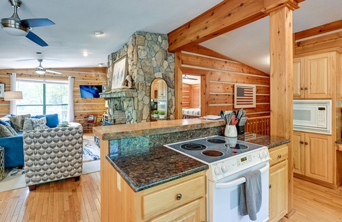 Franklin Cabin | Magical Smoky Mountain Cabin Rental w/Waterfall!