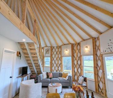 Luray Apartment | Magical-Upscale-Yurt-Private-View-Hot Tub-Fire Pit