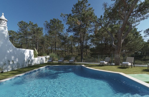 Vale do Garrao House | Magnífica Moradia com Piscina Aquecida