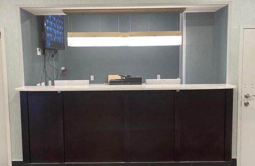 Queens Hotel | Magna Hotel JFK AirTrain