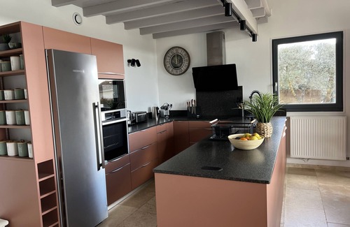 Saint-Quentin-la-Poterie Villa | Magnificent 10-person villa with lagoon pool and panoramic view.