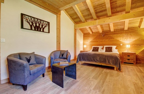 Les Villards-sur-Thones Ski Chalet | Magnifique Chalet au Calme Tout Confort Avec Jacuzzi