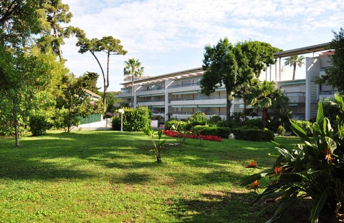 Cap-d'Antibes Apartment | Magnificent 2 room apartment 50 m from the sea