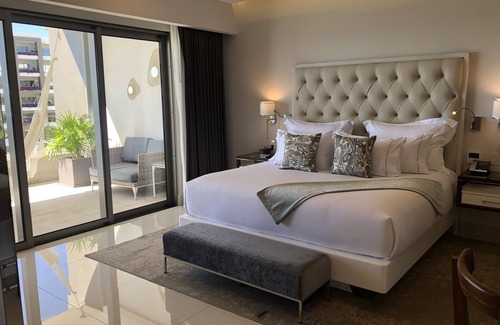 Cabo San Lucas Resort | Magnificent 2BR/3BA Suite at the 5 Diamond Garza Blanca Resort in Cabo San Lucas