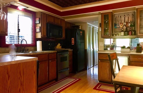 Downtown Knoxville Boat Rental | Magnificent 70' Houseboat with Roof Top Party Deck Walking Distance to DT Knox