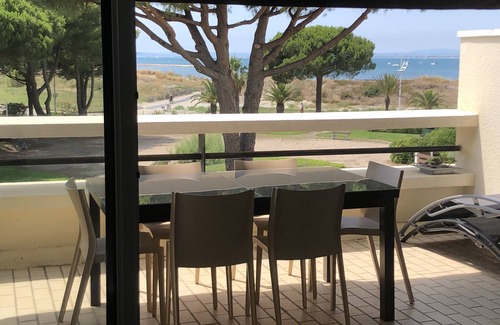Le Grau-Du-Roi Apartment | Magnificent apartment. 2 bedrooms for 4 to 6 people with sea view and direct beach access