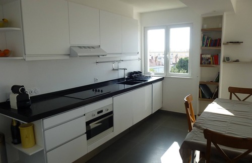 Cannes Apartment | MAGNIFICENT APARTMENT RENOVATED CANNES, 52m2,100 M FROM THE BEACH, CLIM, PARKING,