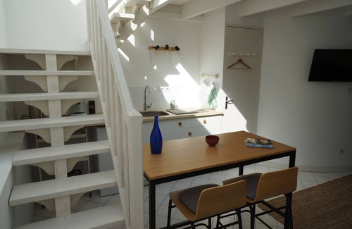 Angers Apartment | Magnificent artist's studio style duplex