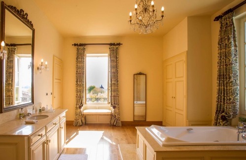 Puymirol Other | Magnificent Château, Swimming pool, Tennis court, Park, for 26 people