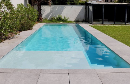 Merignac Villa | Magnificent contemporary architect-designed villa