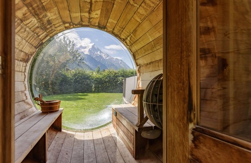 Chamonix City Centre Ski Chalet | Magnificent Chalet Valhalla 5*, central Chamonix