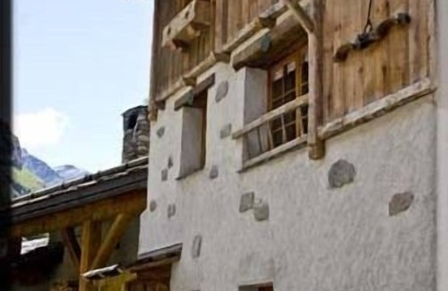 Champagny-en-Vanoise Ski Chalet | Magnificent and luxurious chalet of village of Champagny in Vanoise