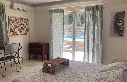 Les Brugassieres Villa | MAGNIFICENT VILLA 250 m² - Quiet with swimming pool