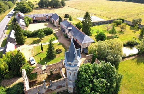 Villiers-au-Bouin House | Magnificent gîte with spa and year-round pool