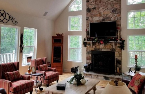 Lackawaxen House | 💥Magnificent Home! 5BD 4BA, MASTHOPE-amenities, Amenities, Amenities 💥