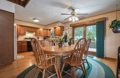 Lake Harmony House | Magnificent home with full kitchen & deck - golf, skiing, & snowboarding nearby