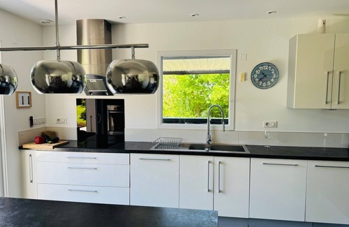 Sisteron House | Magnificent house overlooking the citadel with heated & secure swimming pool