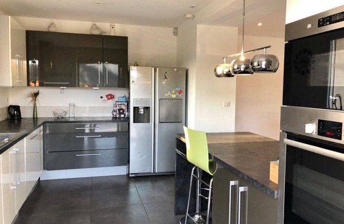 Sisteron House | Magnificent house overlooking the citadel with heated & secure swimming pool