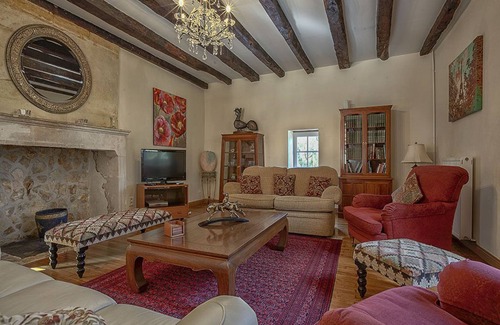 Meyrals Villa | Magnificent Independent Villa100 m2 Hot tub Heated pool Gym Gardens, Dordogne