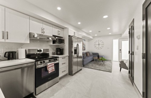 Leamington House | Magnificent Lakeviews