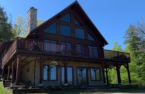 Lake George Ski Chalet | Magnificent Log Home Getaway