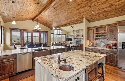Carbondale House | Magnificent Mountain Home in River Valley Ranch