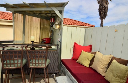Oceano House | Magnificent Ocean views! On Oceano sandy beach with fire pit