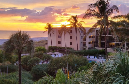 Boca Grande Condo | Magnificent Ocean View- NEWLY REMODELED- Golf Cart Avail. SPECIAL SUMMER RATES!