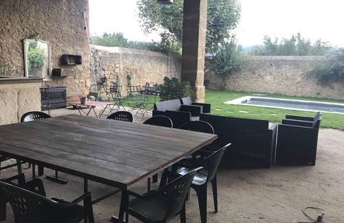 Charleval Cottage | Magnificent outbuilding in Mas Provencal with swimming pool, near Pont Royal golf course