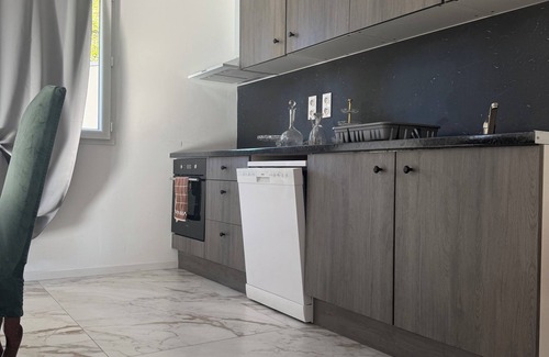 Galgon House | Magnificent period mill on the water