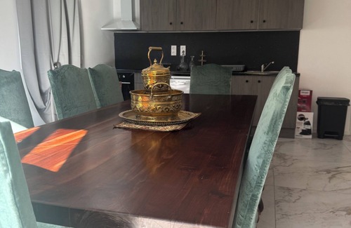 Galgon House | Magnificent period mill on the water