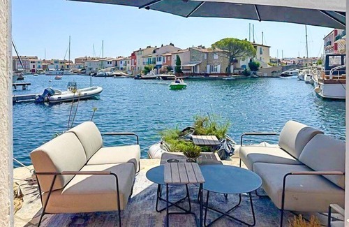 Port Grimaud Apartment | Magnificent renovated apartment in Port Grimaud - terraces and 9m mooring