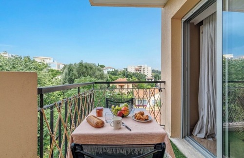 Le Cannet Apartment | Magnificent studio in Cannes - A stone's throw from the sea