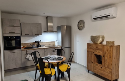 L'Ile-Rousse Apartment | MAGNIFICENT T2 STANDING SEA VIEW HEATED SWIMMING POOL