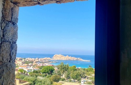 L'Ile-Rousse Apartment | MAGNIFICENT T2 STANDING SEA VIEW HEATED SWIMMING POOL