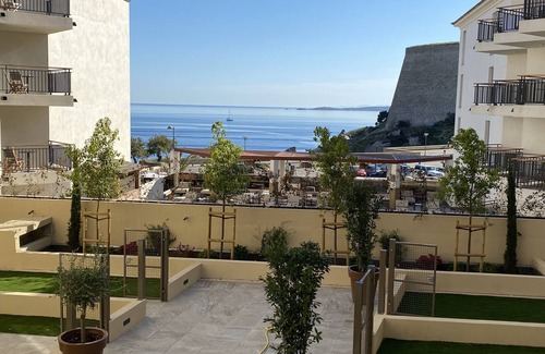 Calvi Apartment | Magnificent T3 Calvi, new, facing Citadel & sea, town center (2B050-000473-25)