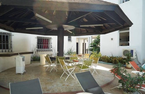 Angre House | Magnificent town house with swimming pool