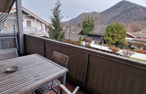 Aschau im Chiemgau Apartment | Magnificent view of the Kampenwand: ciao-aschau Kirschgarten vacation apartment